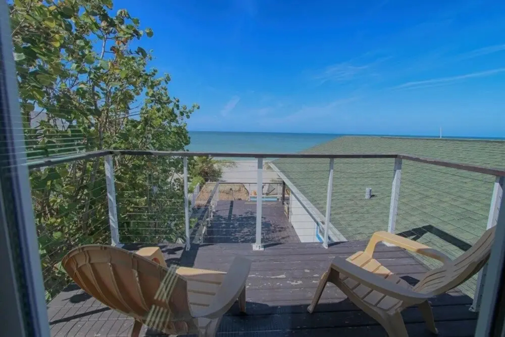 Sunshine's Hideaway by RedAwning