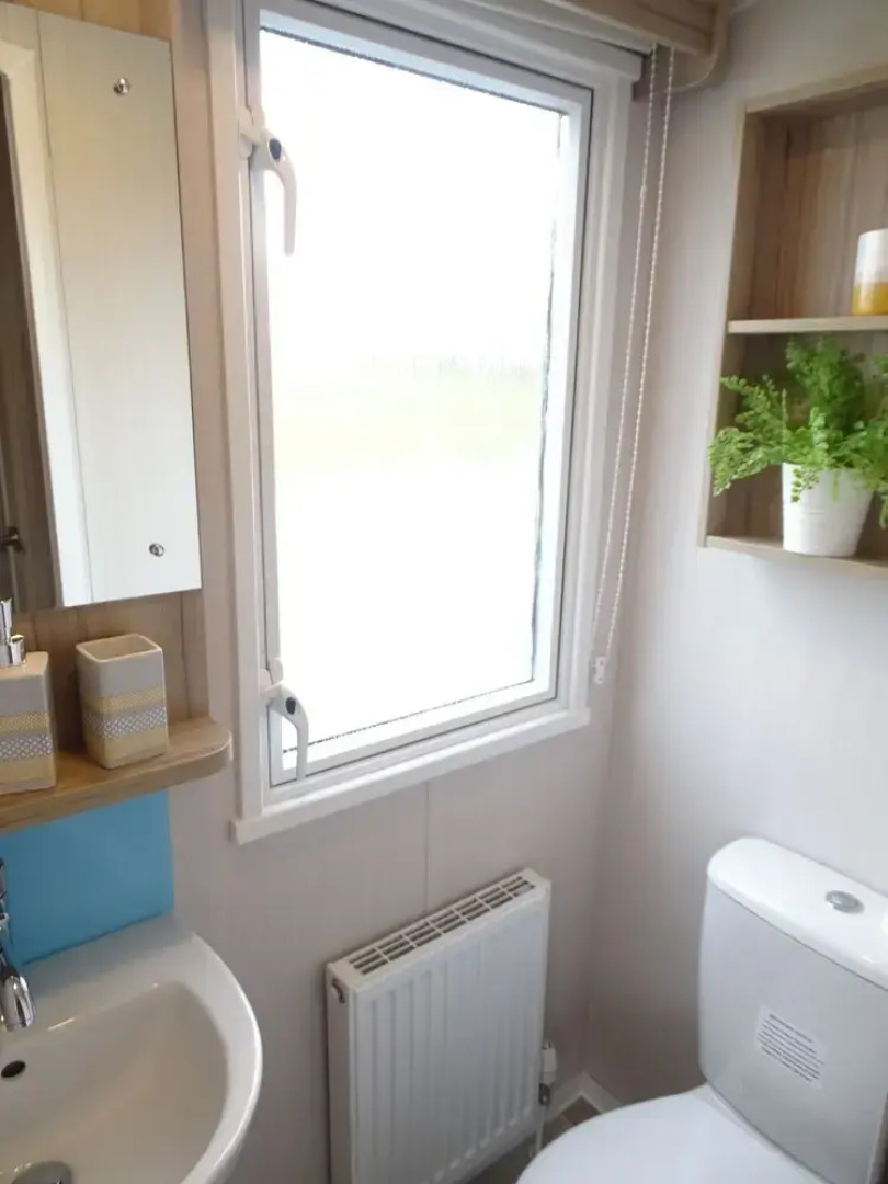 Luxury Hot Tub Retreat Caravan At Tattersall