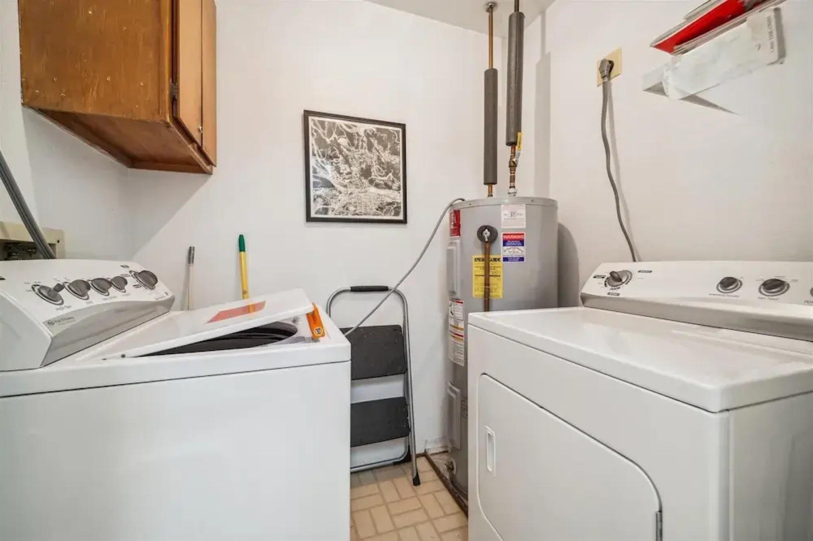 Winterpoint 20 2 Bedroom Townhouse by RedAwning