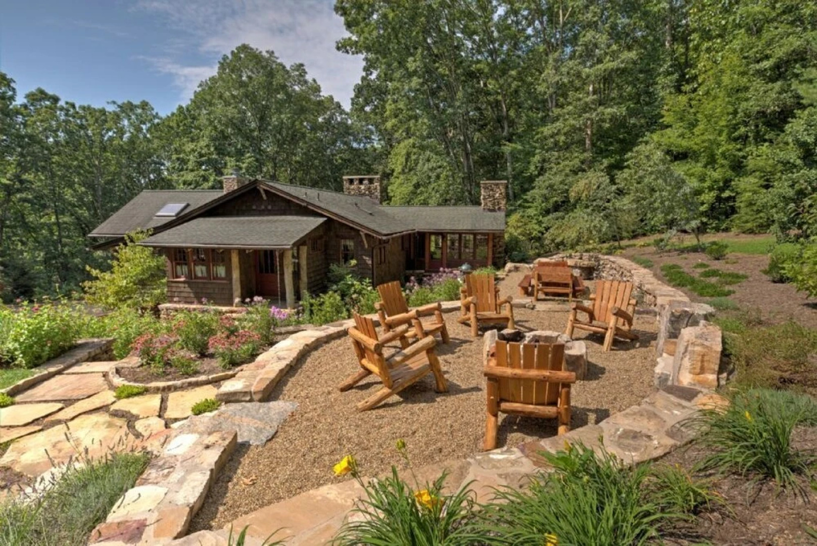 Storybrooke Place 5 Bedrooms 3.5 Bathrooms Home