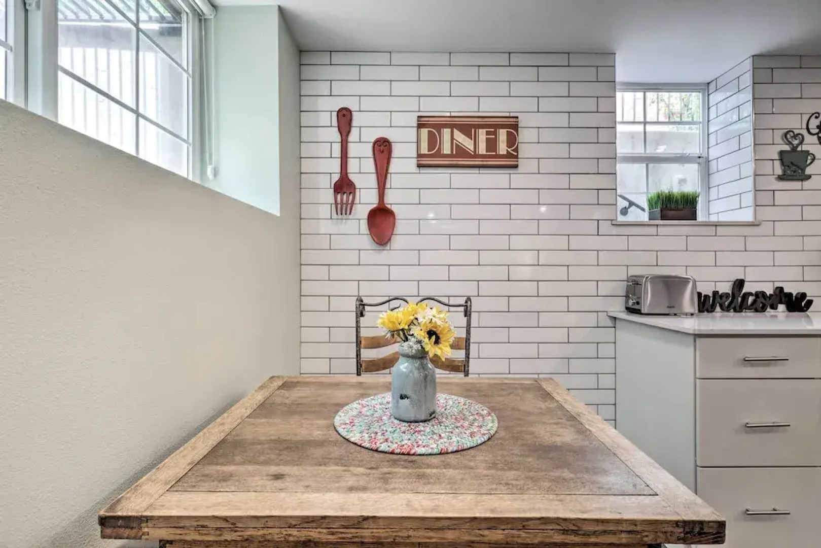 1 Mi to Riverwalk: Downtown Reno Studio w/ Patio!