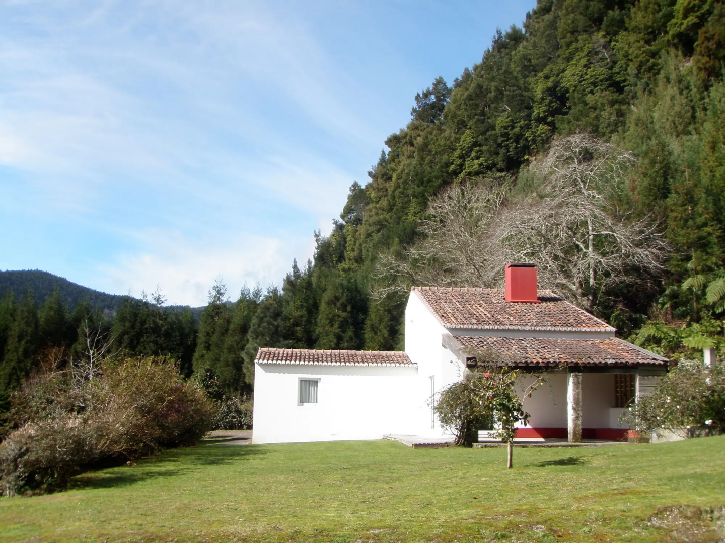 Furnas Lake Forest Living