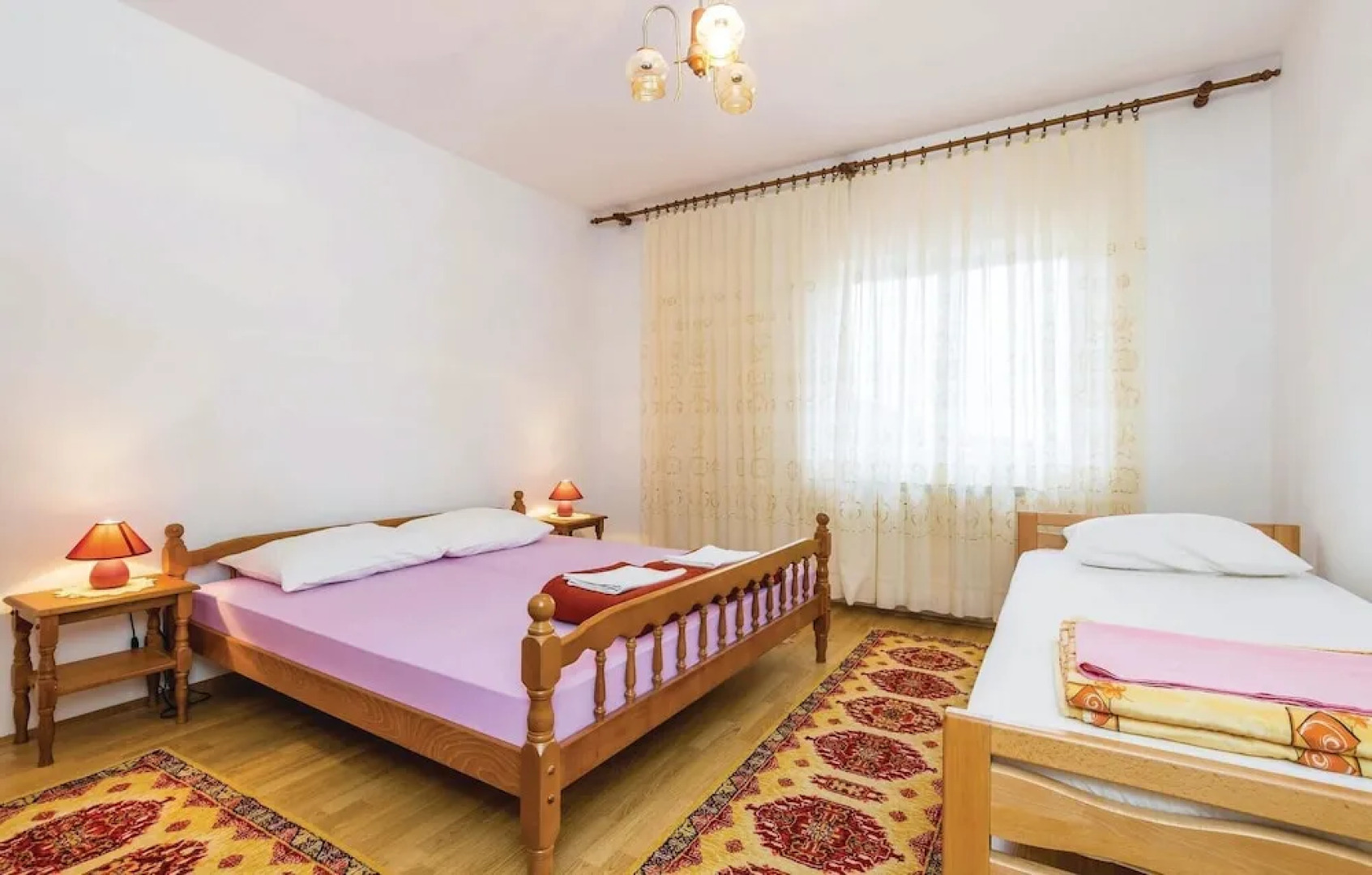 Nice Apartment in Lopci With 2 Bedrooms