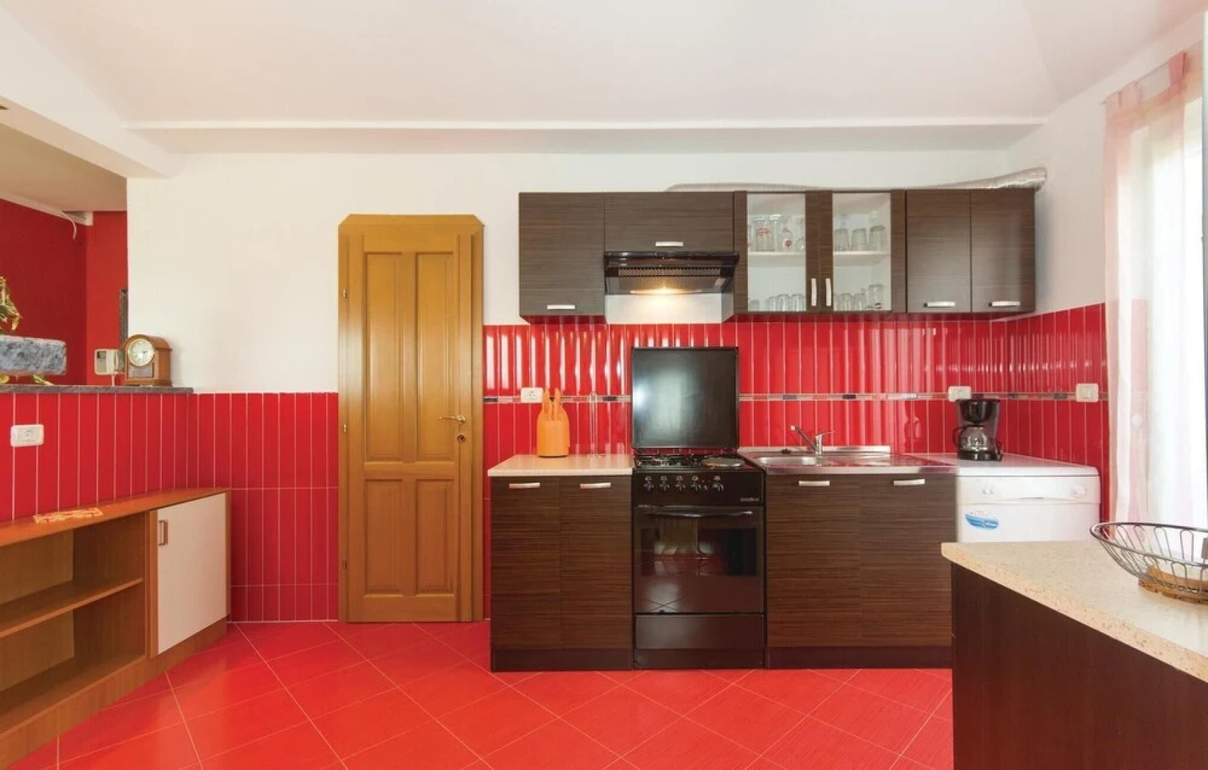 Amazing Home in Marcana With Wifi and 6 Bedrooms