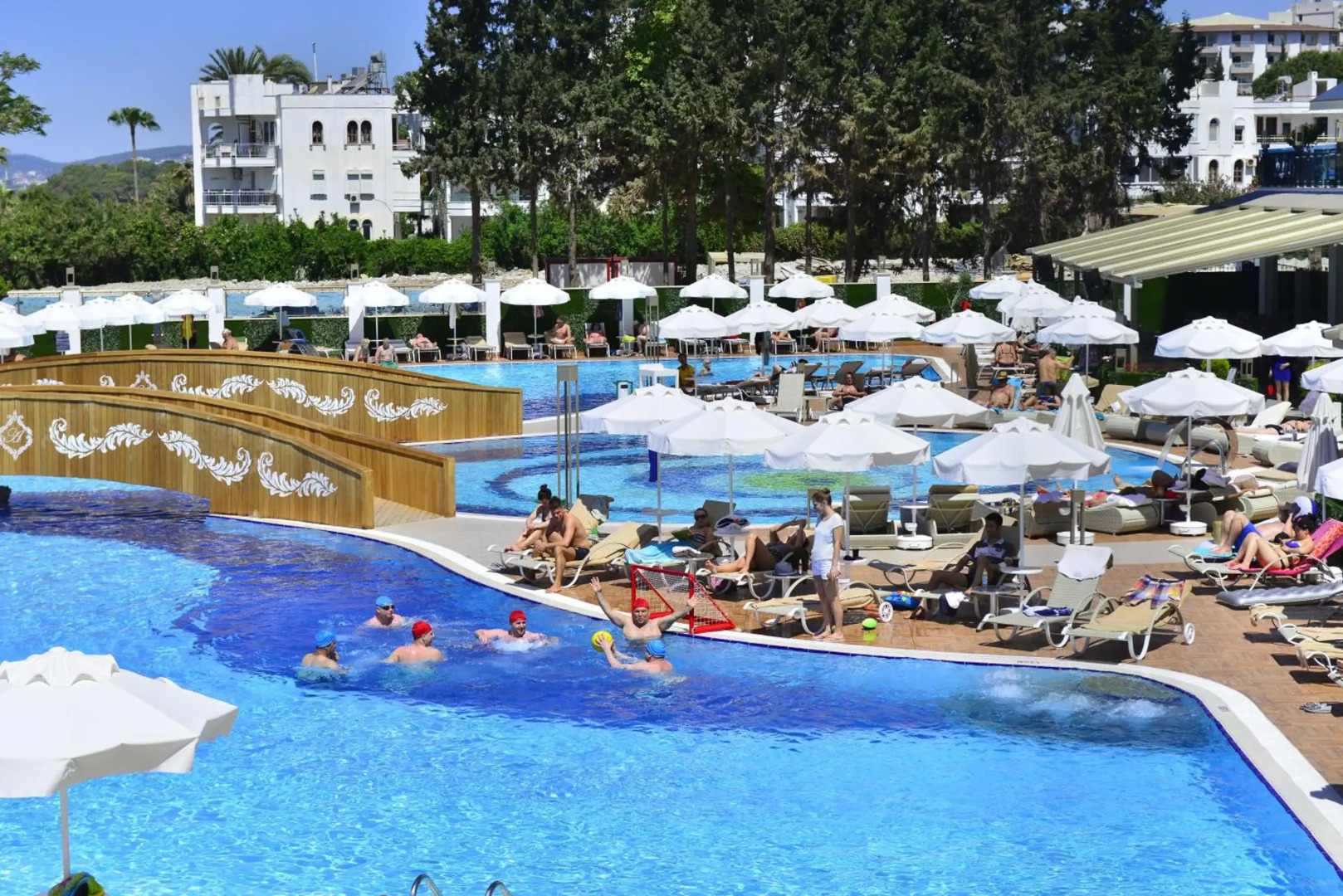 Azura Deluxe Resort & Spa - Ultra All Inclusive
