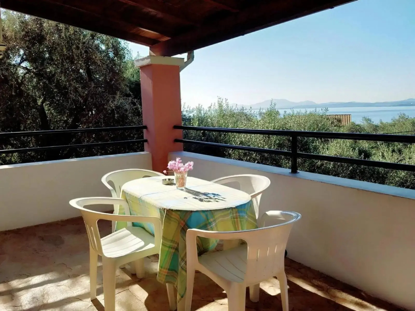 Villa Stefanos apartments