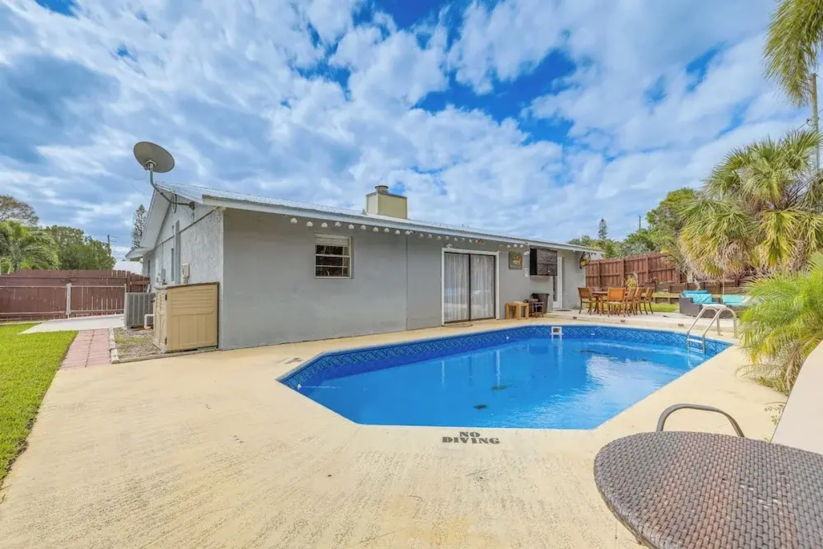 4 Mi to Jensen Beach Park: Family Home w/ Pool!