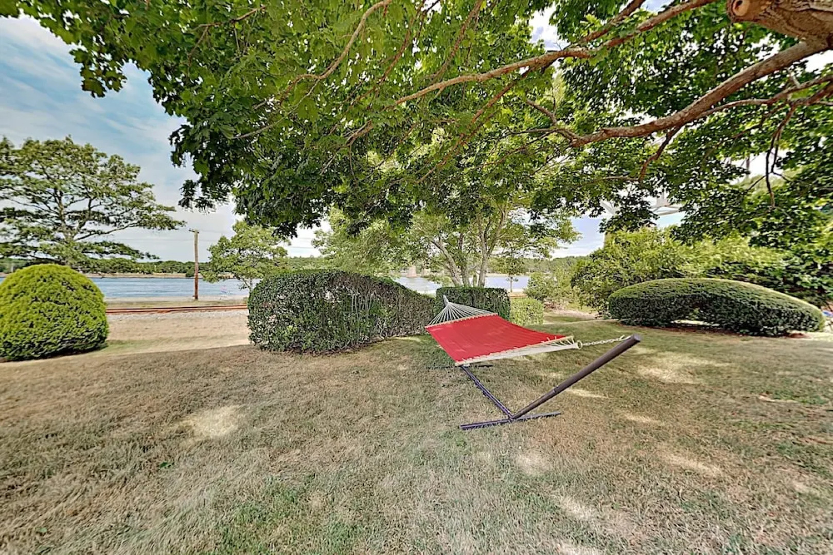 11emerap 4 Bedroom Home