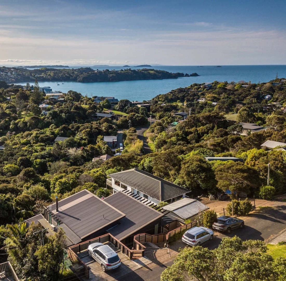 Taonga with panoramic sea views
