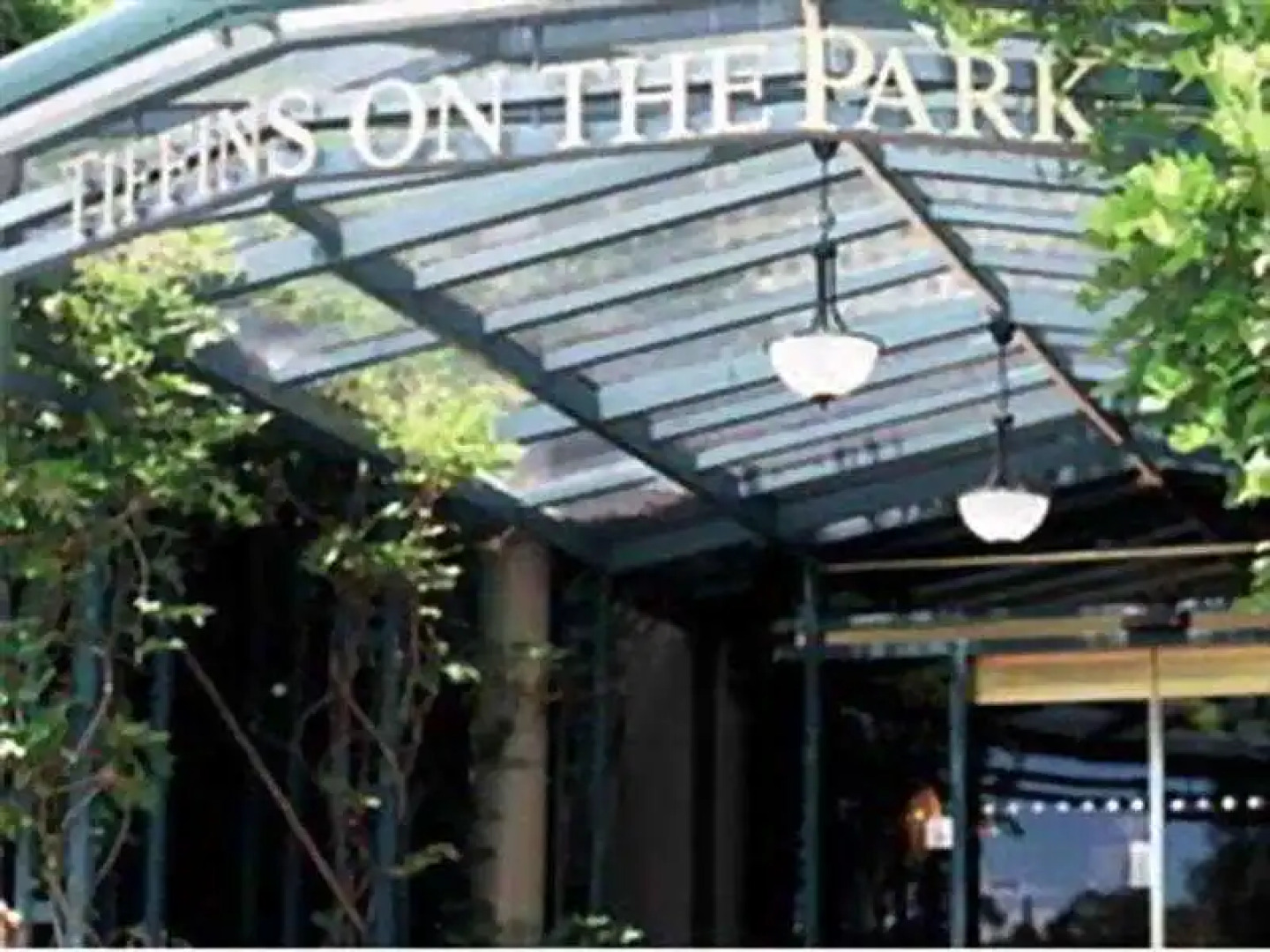 Quality Hotel Tiffins On The Park