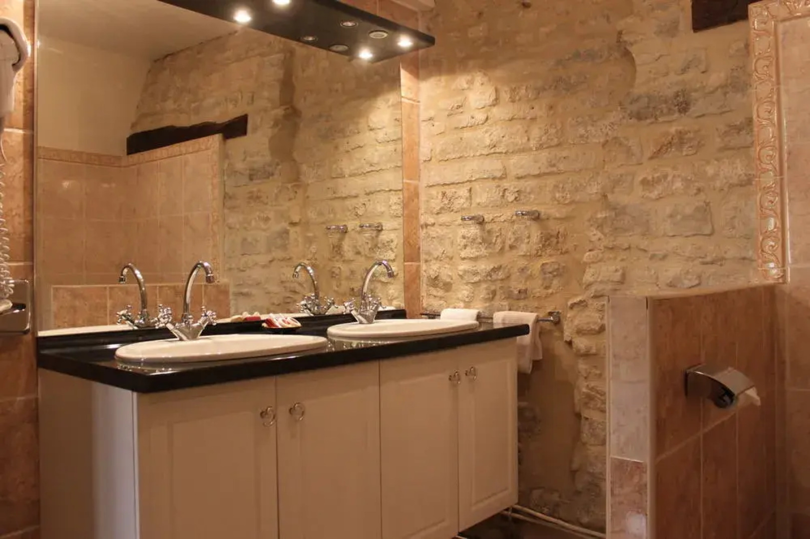 Hôtel Tardif Noble Guesthouse