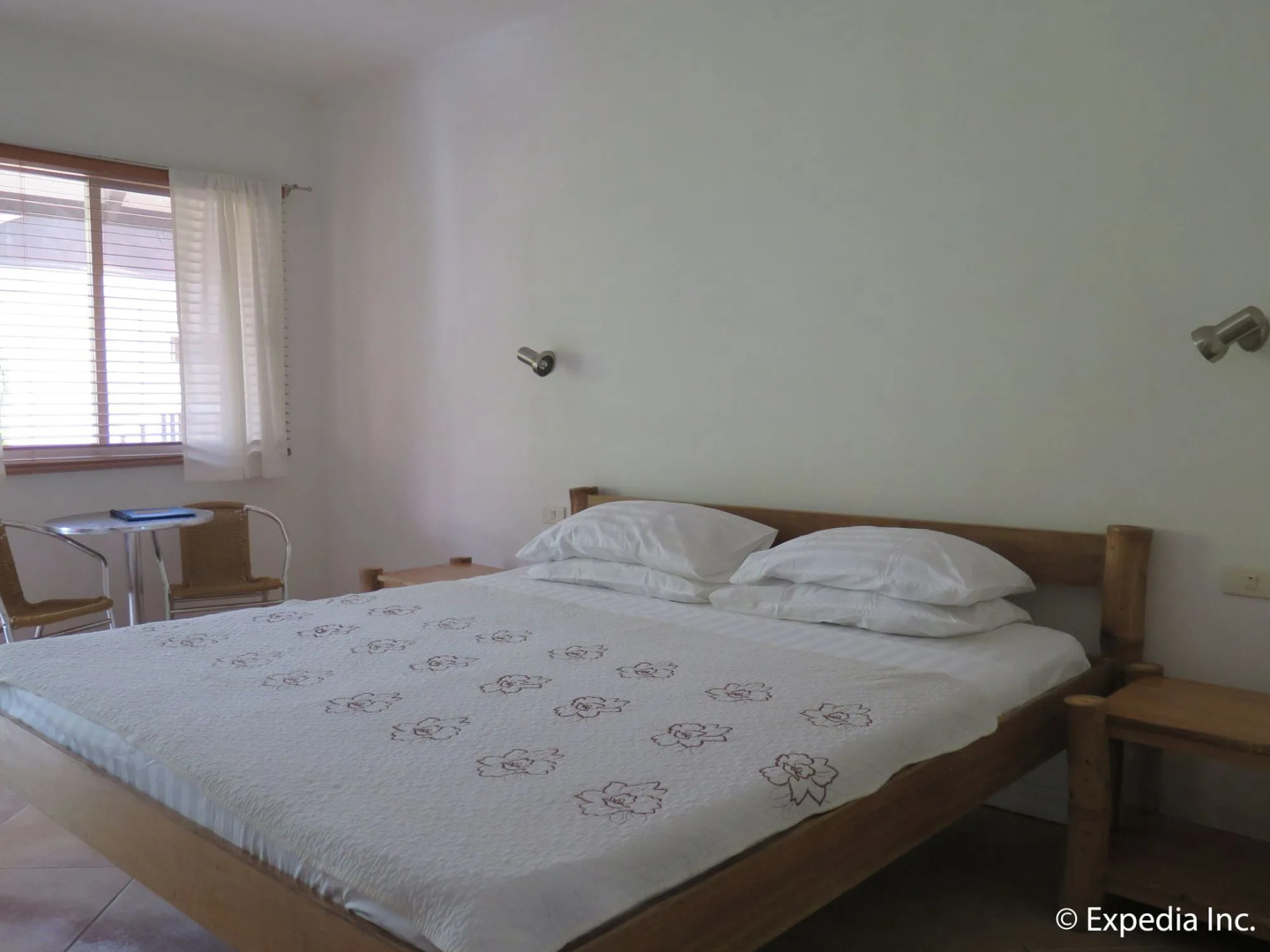 The Coral Beach Club