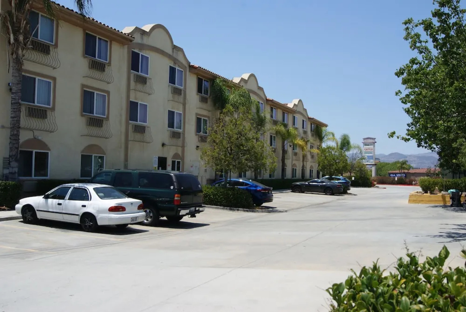 Comfort Inn & Suites Near Temecula Wine Country