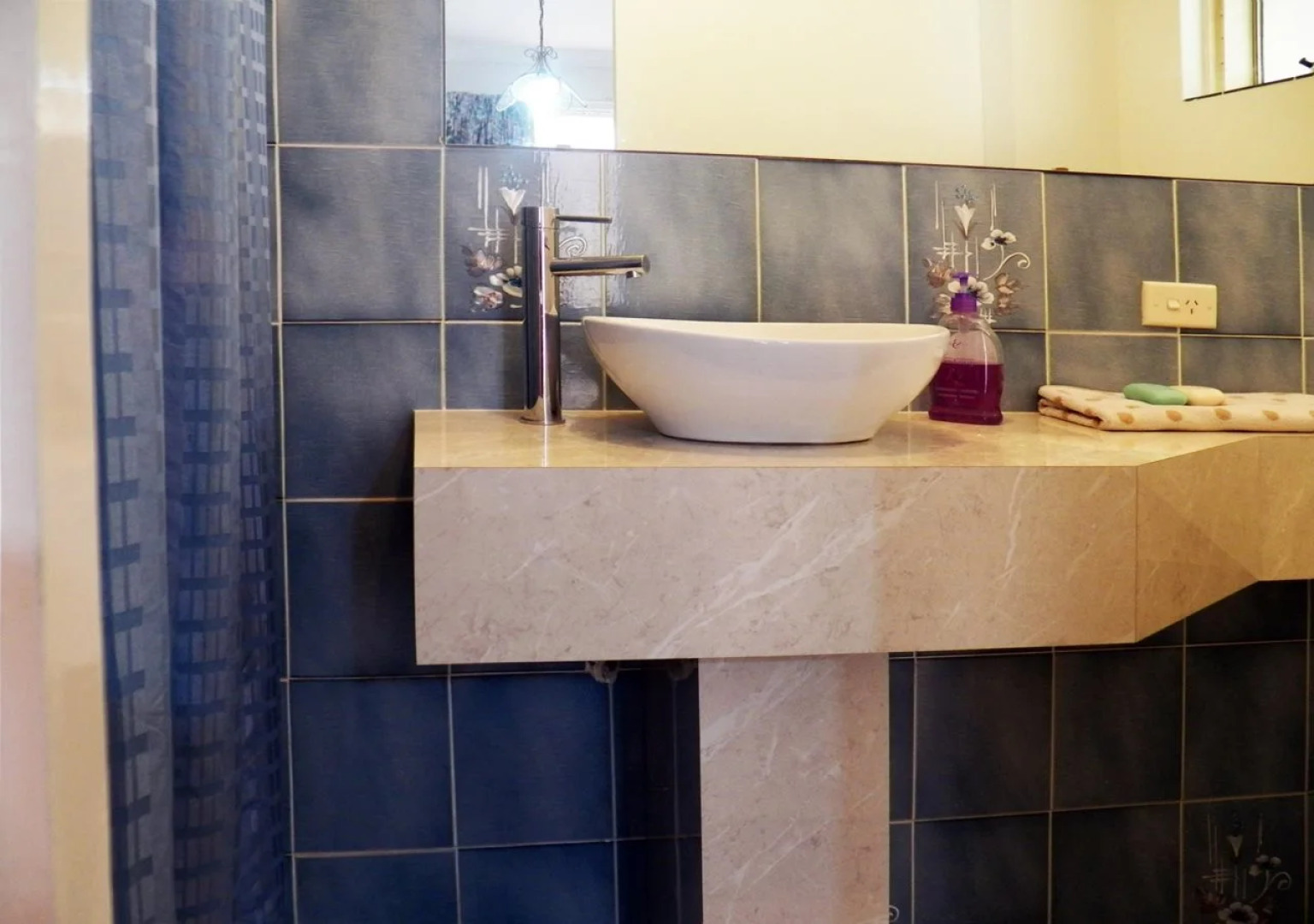 The Spanish Guesthouse, Private Rooms