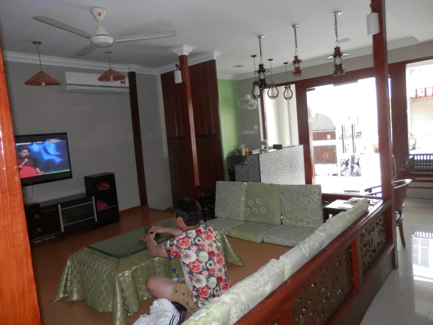 Travellers Planet Hotel & Guest House