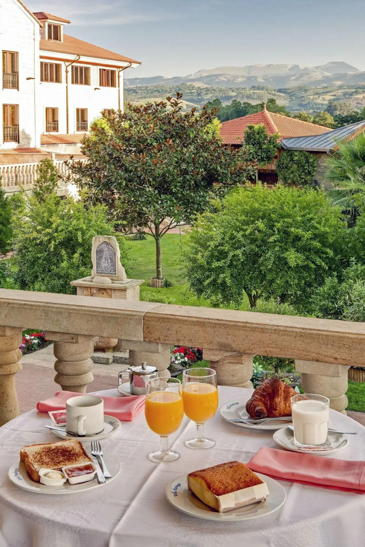 Apartamentos Spa Villa Pasiega