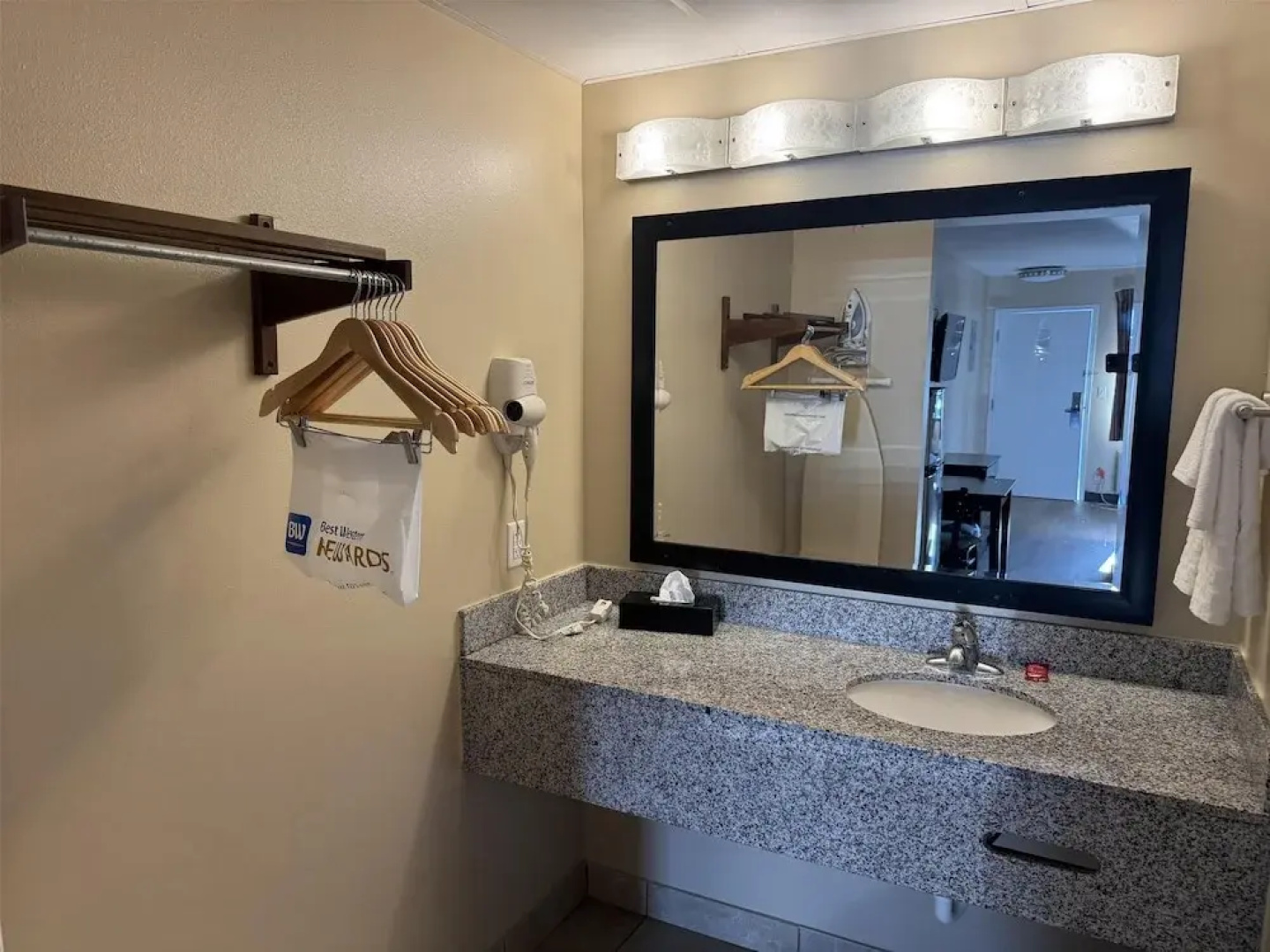 SureStay Studio by Best Western Gonzales
