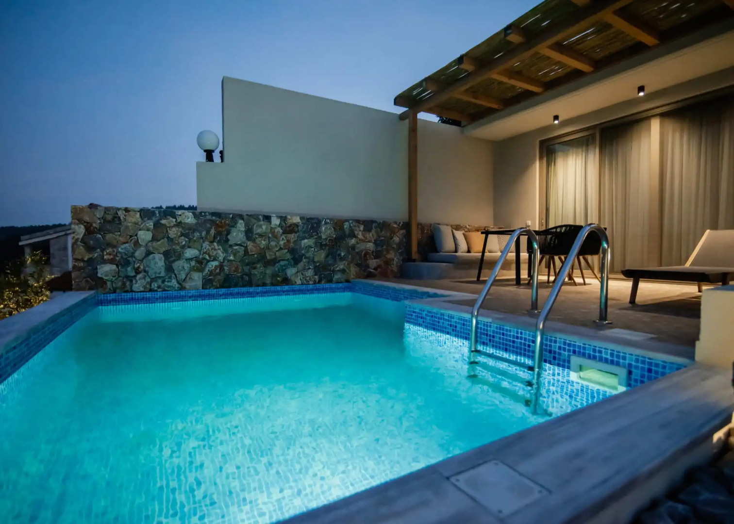 Kaktus Suites Private Pool