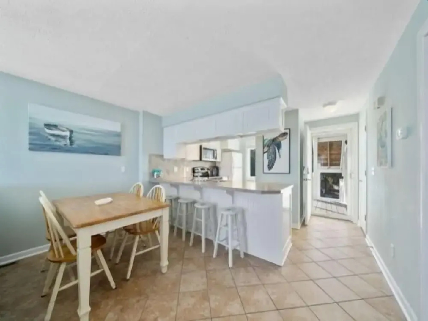 Turtle Cove 2 Bedroom Condo by RedAwning