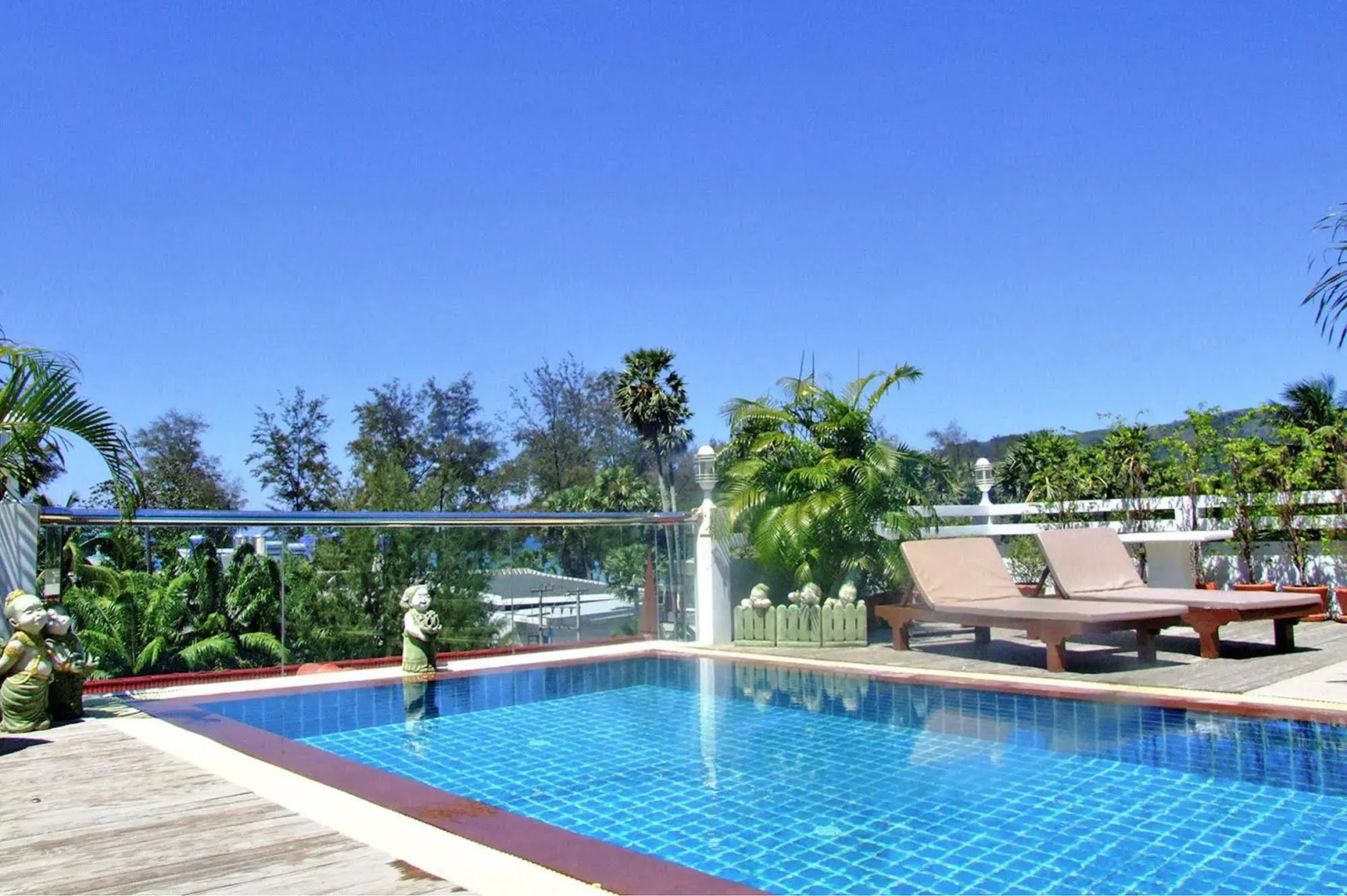 Отель Rayaburi Hotel Patong