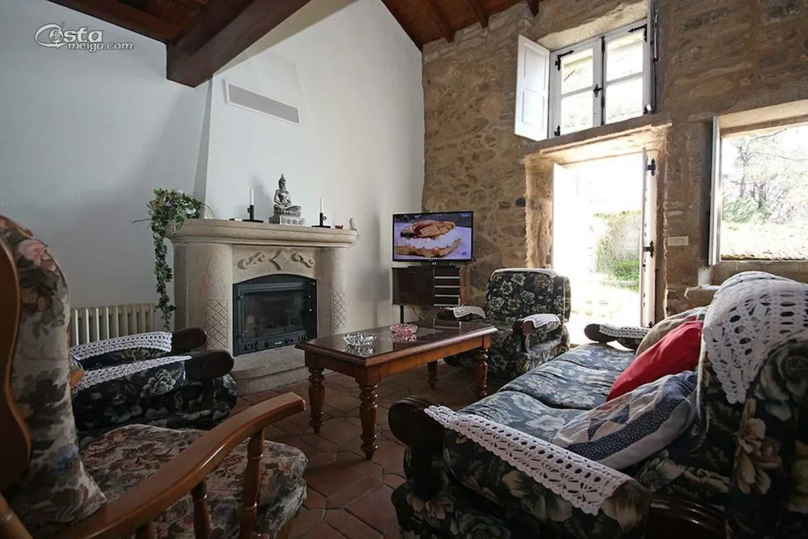 107565 House In Outes