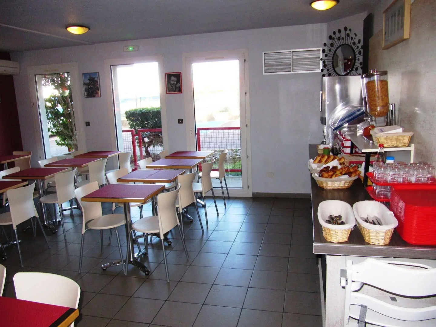 Brit Hotel Essentiel Sete Balaruc