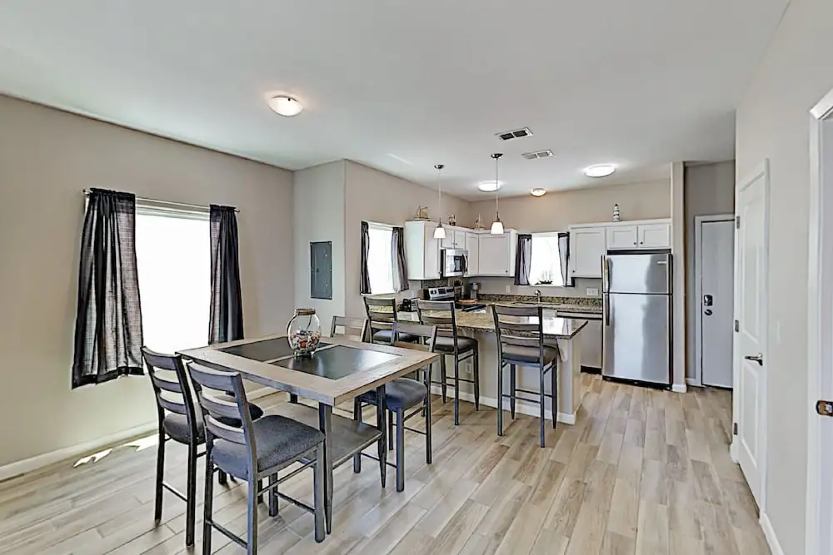 Stylish Las Joyas W/ Pool, Pier & Palapa 2 Bedroom Home