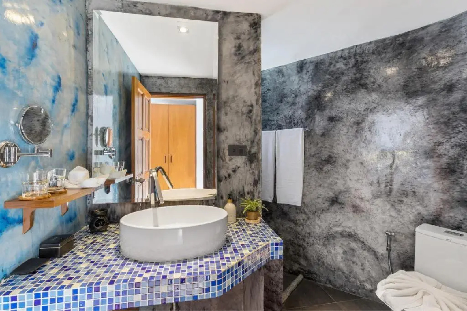 Beluga Boutique Hotel