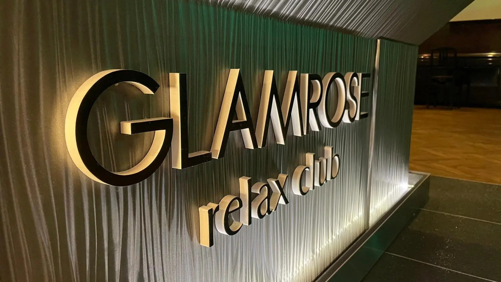 GLAMROSE -Adult Only-