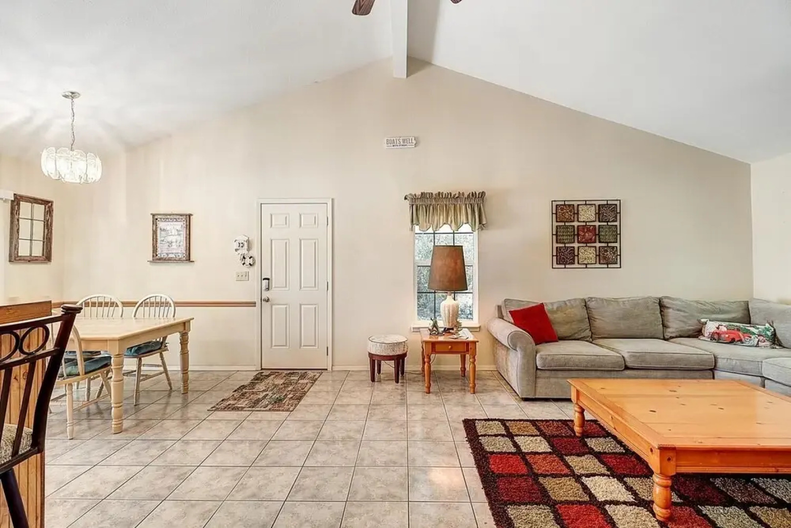 Seashell Memories 2 Bedroom Home by RedAwning