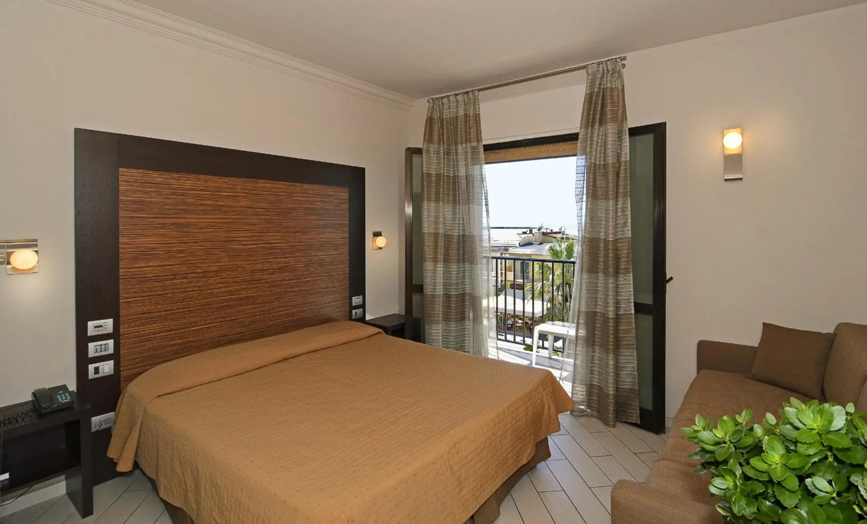 Hotel Eden
