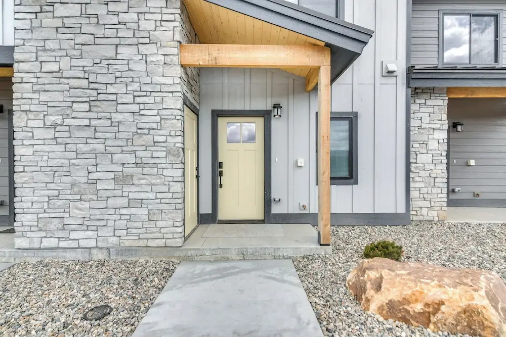 Granby Ranch Escape: Shuttle to the Slopes!