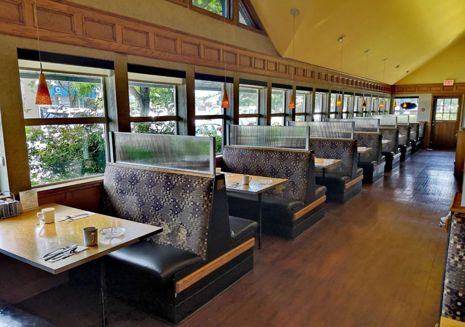 Best Western Plus Emerald Isle Hotel