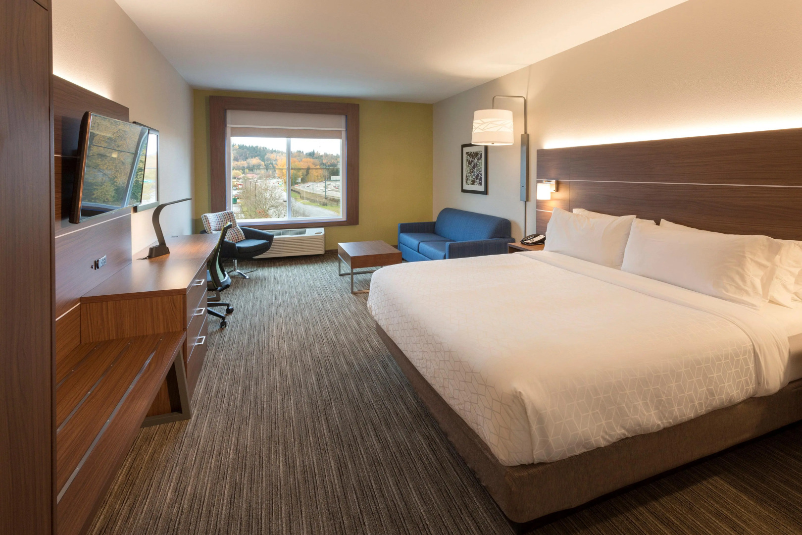 Holiday Inn Express & Suites Seattle South - Tukwila by IHG