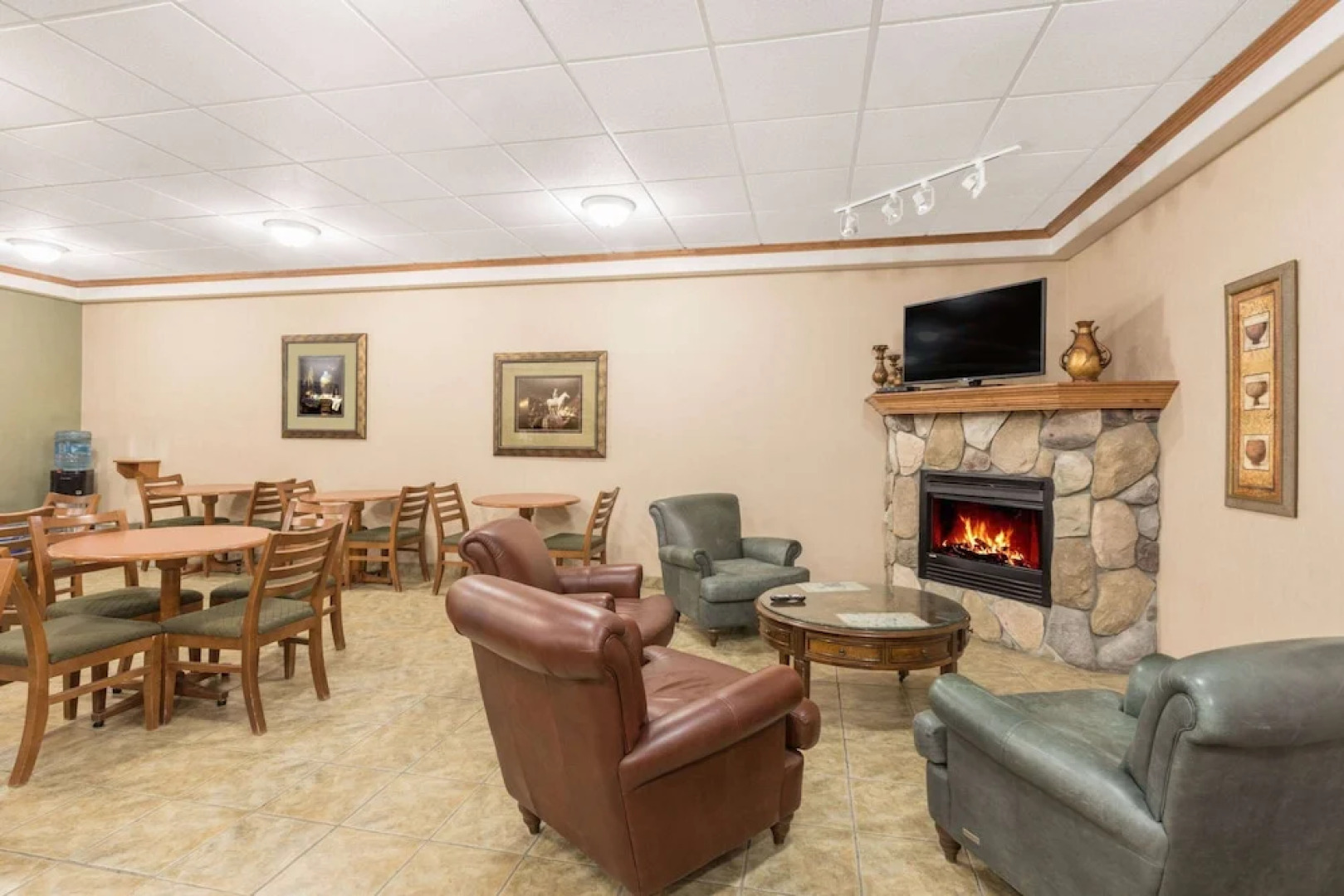 Ramada Clairmont/Grande Prairie