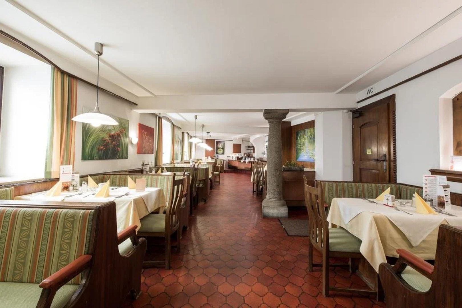 Gasthof Kreuzmayr (Gasthof zum Goldenen Kreuz)