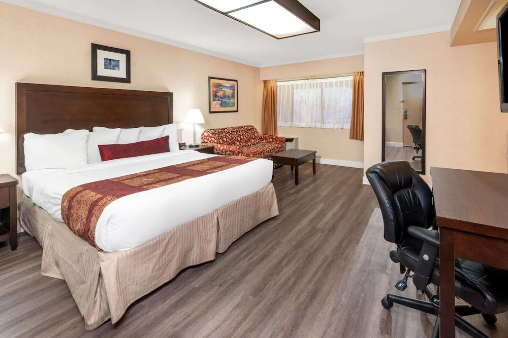 Ramada Coquitlam