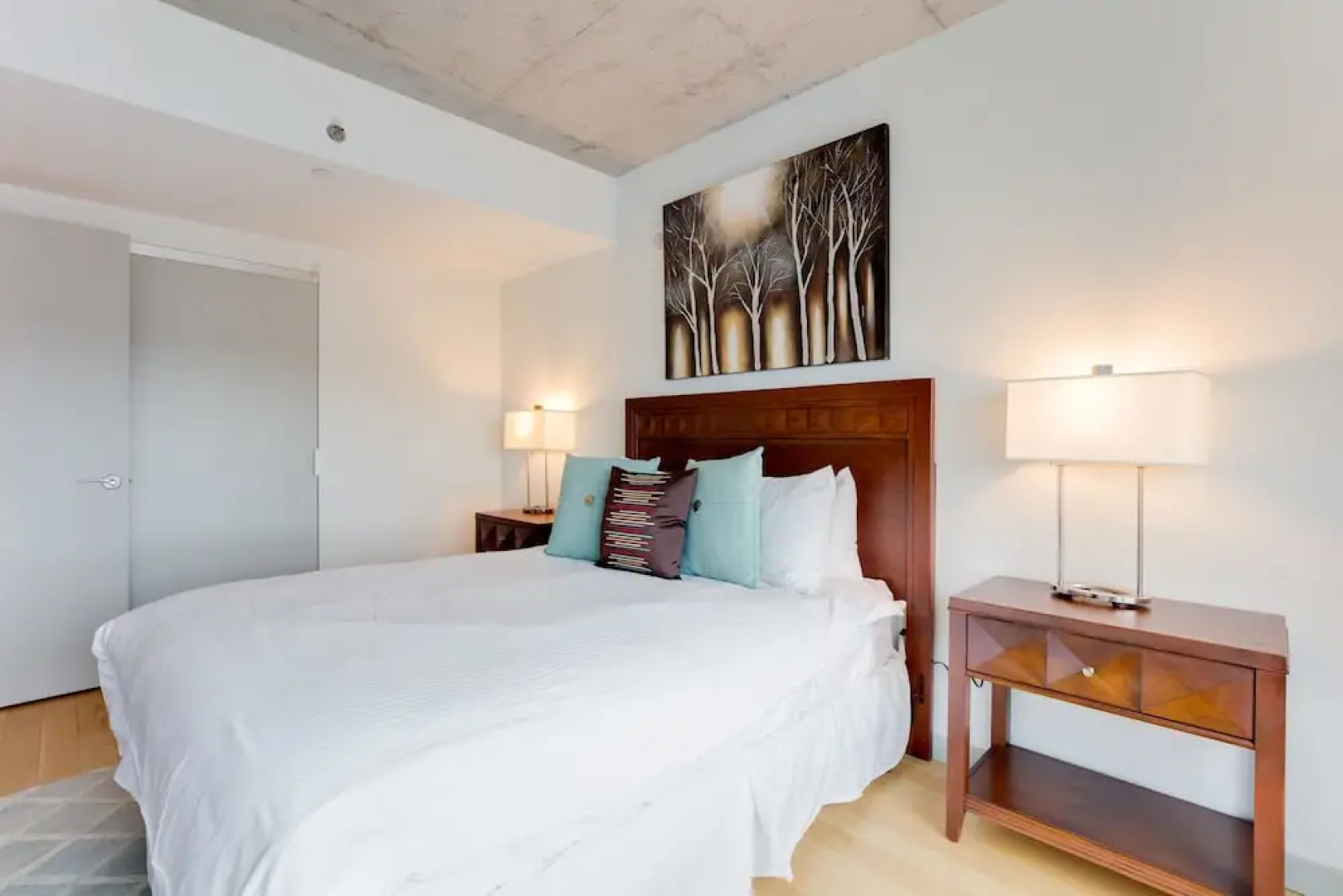 Global Luxury Suites at Seaport