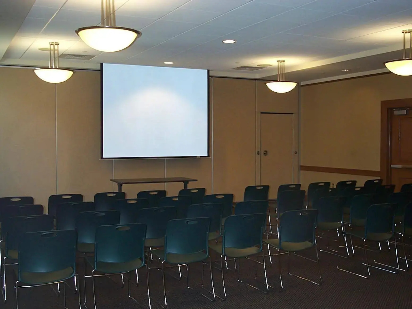 A25 Hotel - 19 Phan Dinh Phung