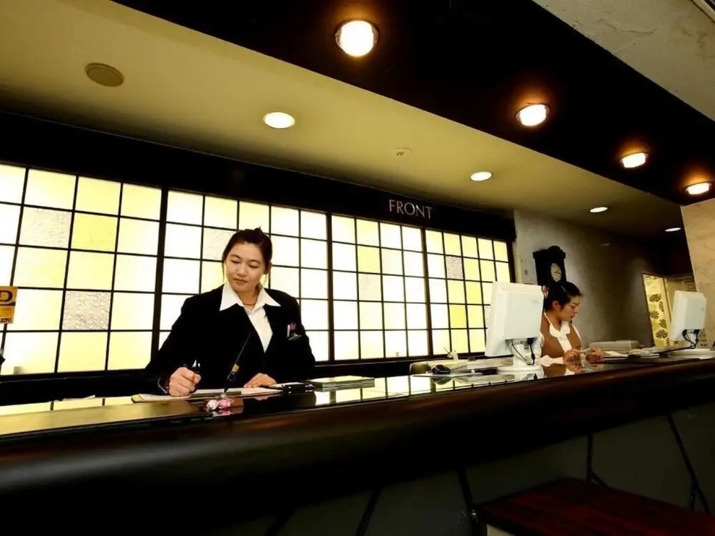 Guest House FUJI-HAKONE LAND - Hostel