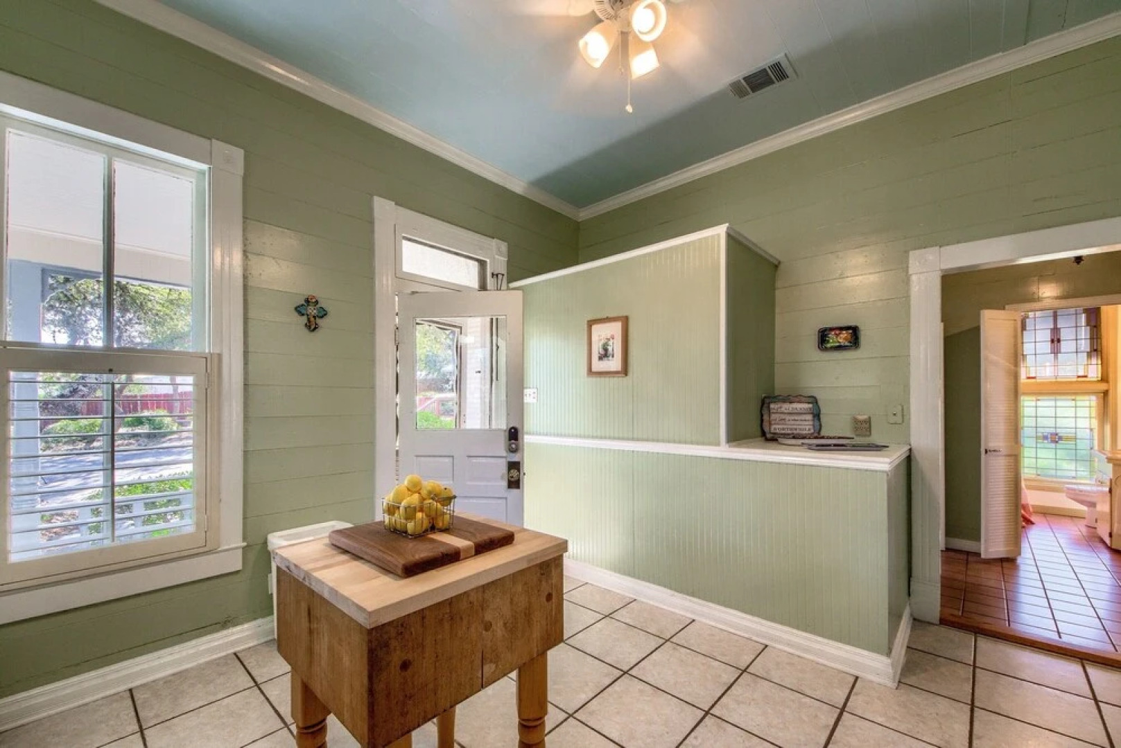 Sweet Annie Ot 250sa 2 Bedroom Home by RedAwning