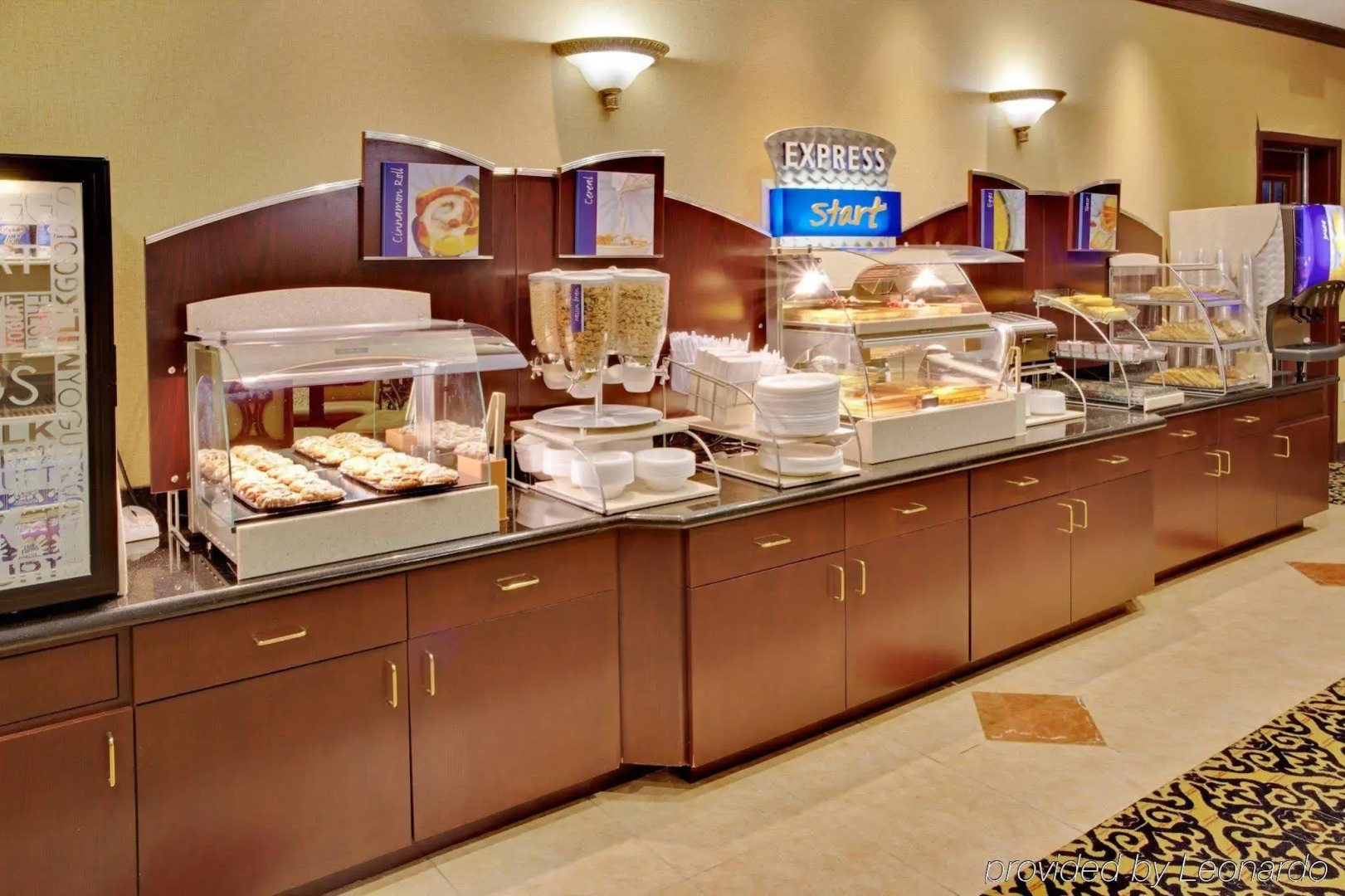 Holiday Inn Express Hotel & Suites Wharton