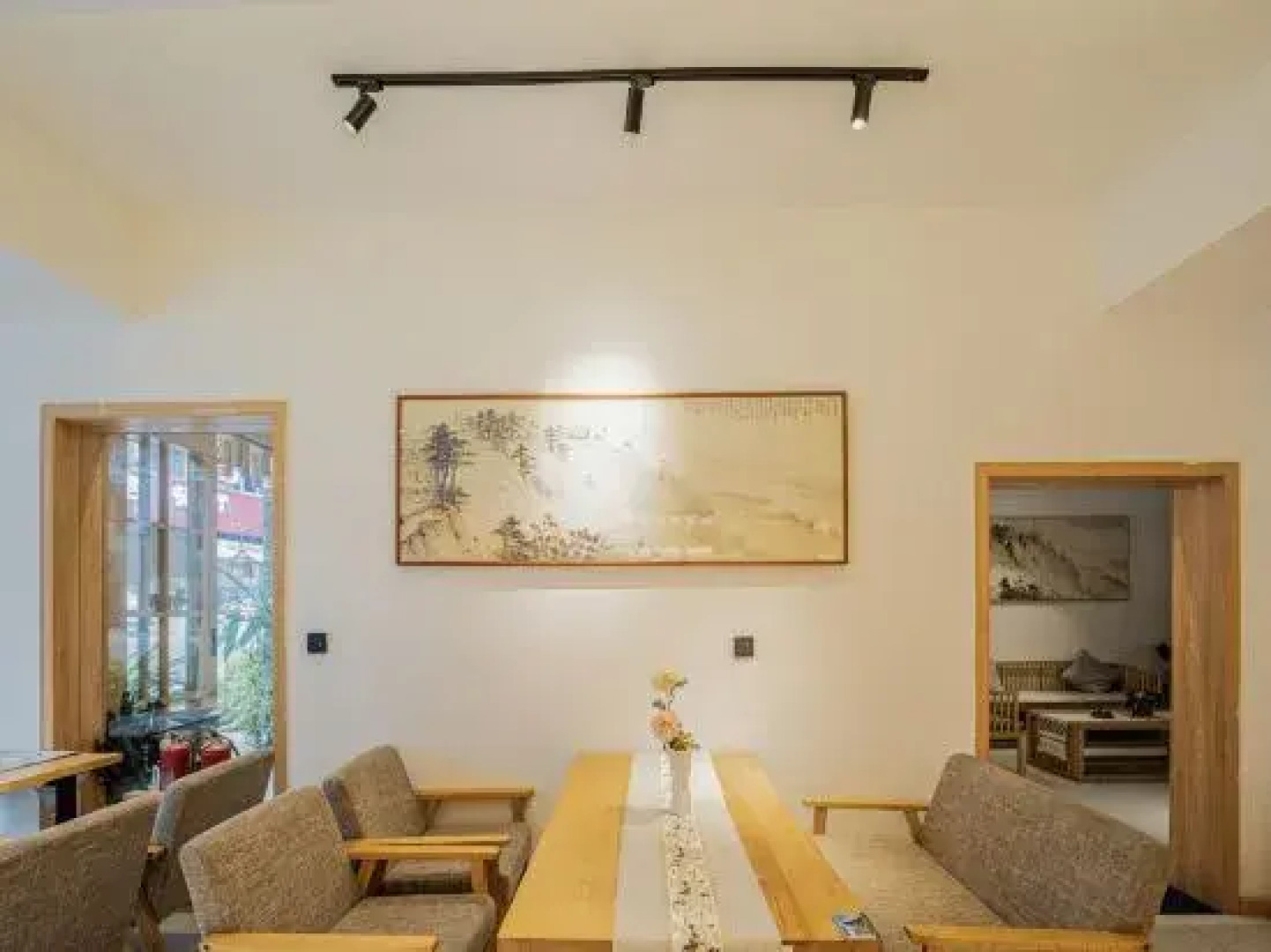 Shuxiang Mingyuan Homestay (Fanjingshan Scenic Area East Gate Branch)