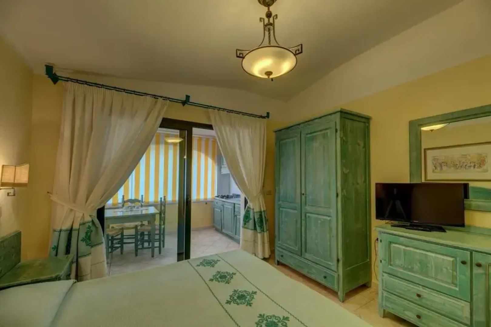 Cala Viola Residence con piscina