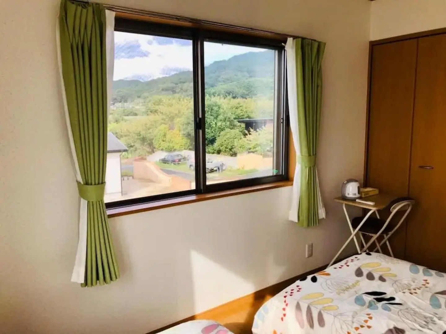 Yamanobenomichi teku teku