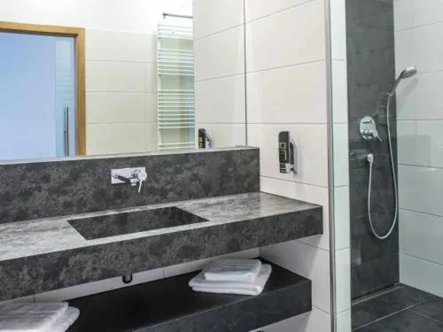 Hotel und Gästehaus Kreuz