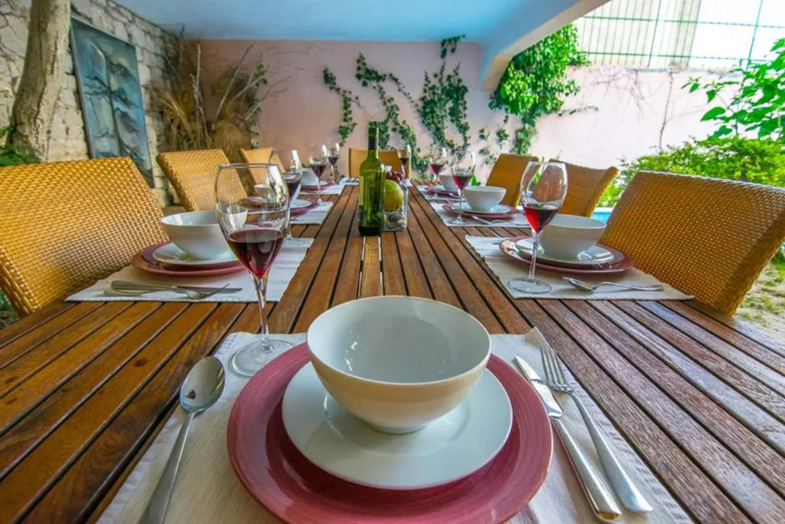 Villa Potoka Palace - 4 Bedroom Villa - Central and Private Setting - Spa and Sauna