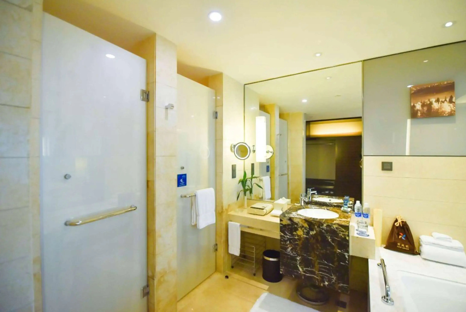 Wyndham Garden Yuhuan Downtown