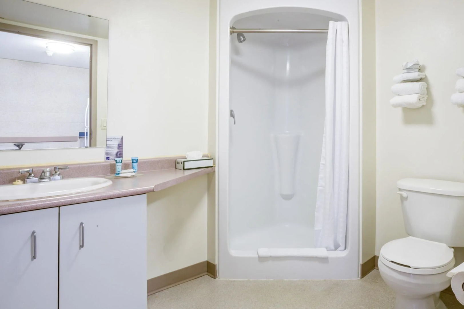 Residence & Conference Centre - Niagara-on-the-Lake