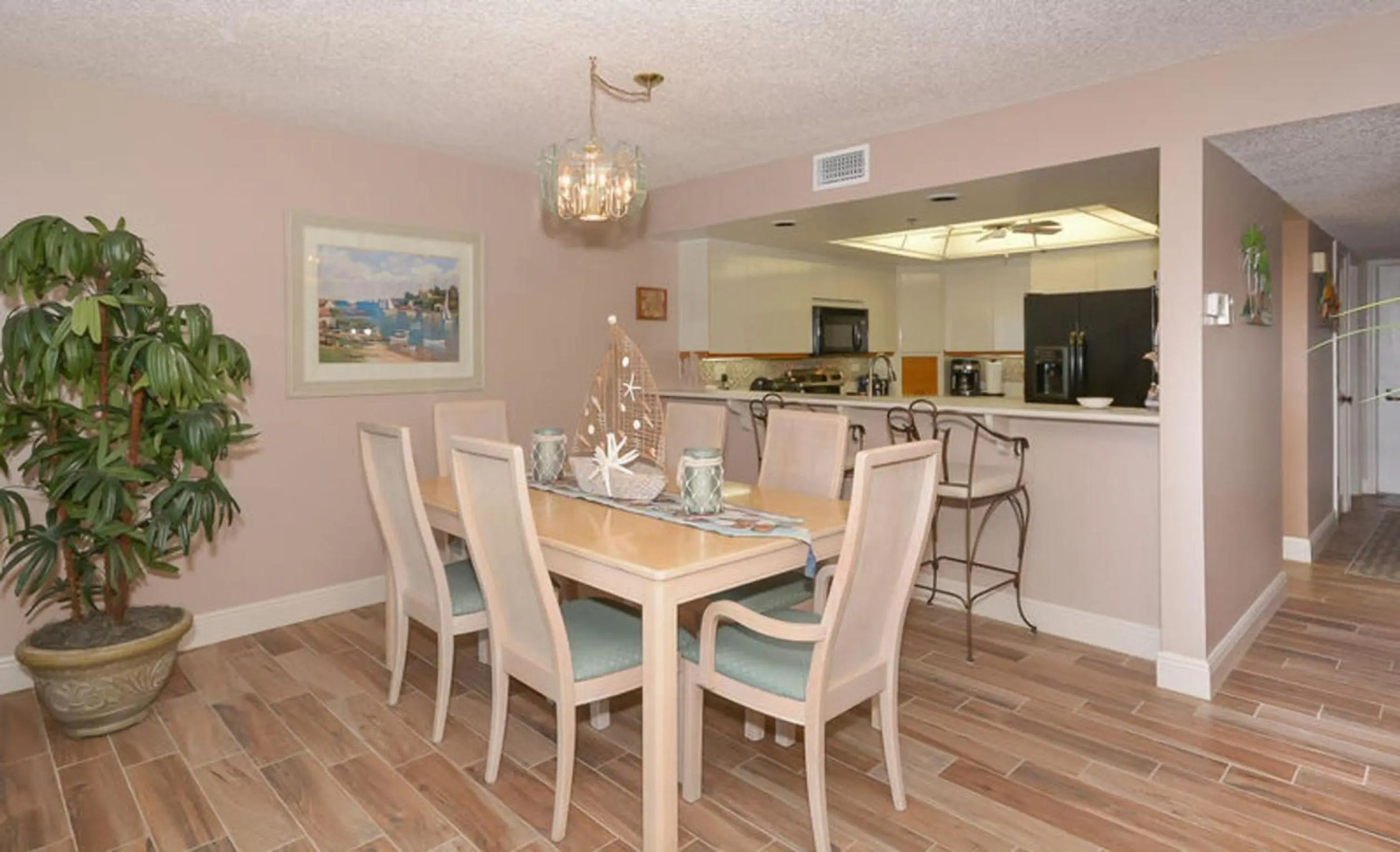 Tradewinds 706 by Ocean Properties